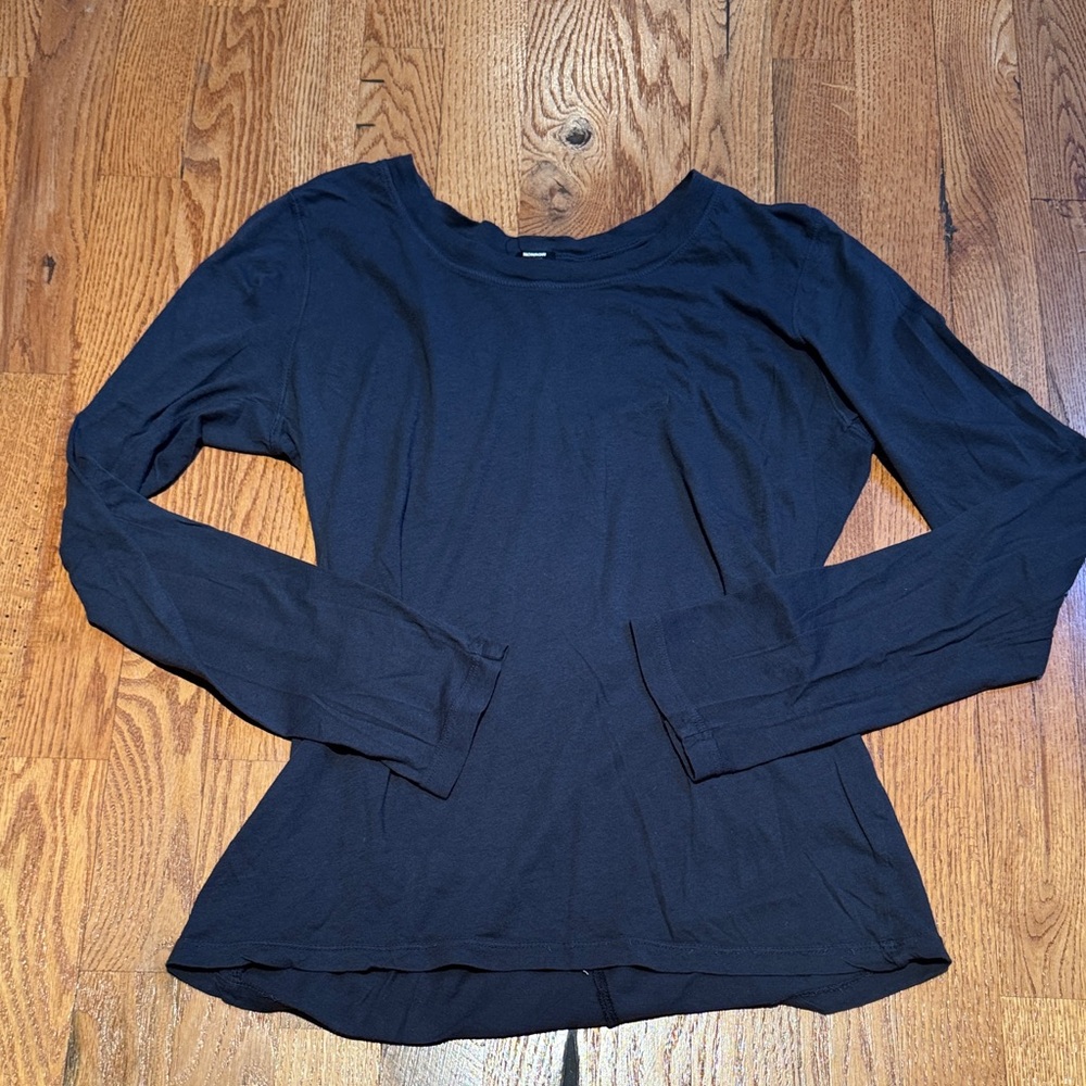 Monrow Classic long sleeve tshirt navy size small